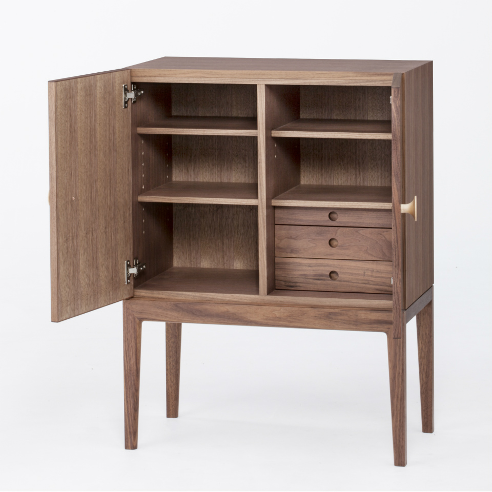 ANEMONE 2door cabinet